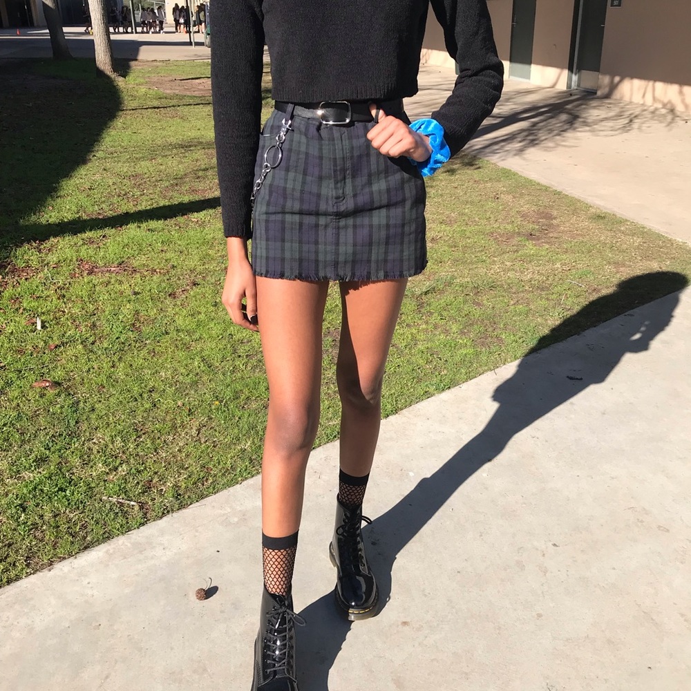 brandy melville green plaid mini skirt!